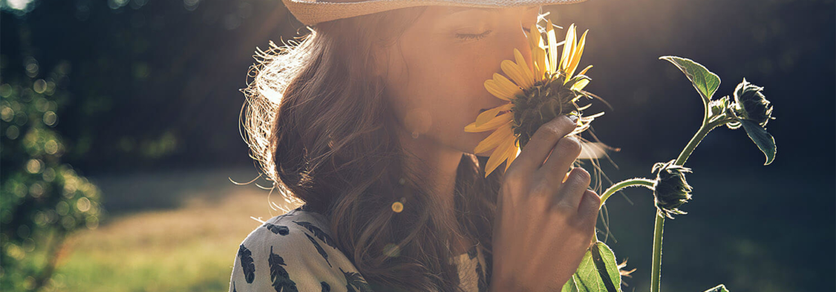 5 Tips to Keep Pain And Sadness At Bay During The Fall Season